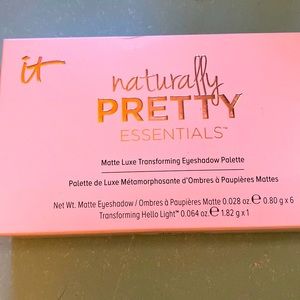 IT Cosmetics naturally pretty essentials